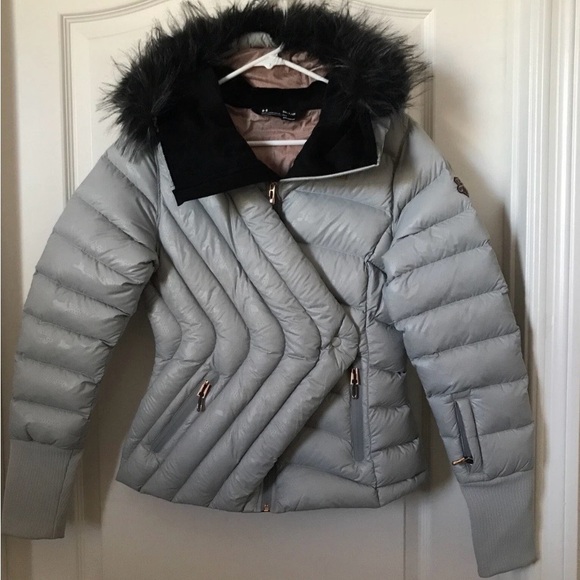 Under Armour Lindsey Vonn Louise Silver Ski Jacket Women’s Small - Picture 2 of 4